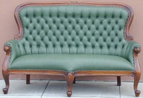 Furniture Design Pakistan, Victorian Tufted Sofa - Furniture Design